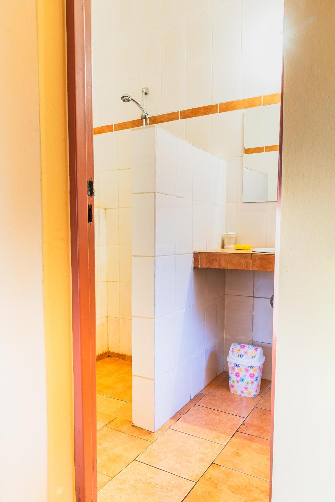 Aparthotel Jardin Tropical Bujumbura Eksteriør billede